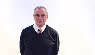 Dr Cliff Lister